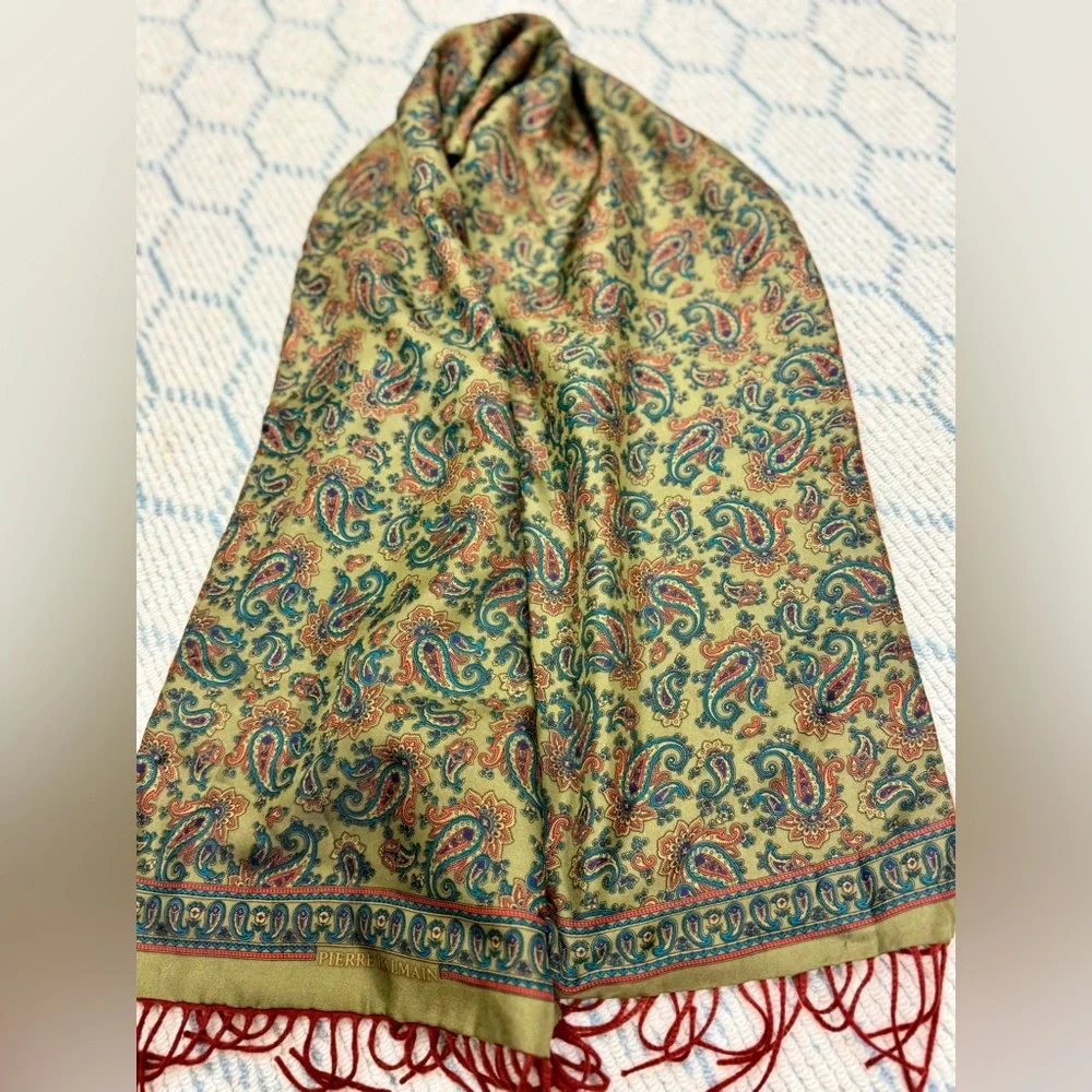 PIERRE BALMAIN Paris Vintage Luxurious Silk/Wool Green Paisley Scarf W/ Fringe